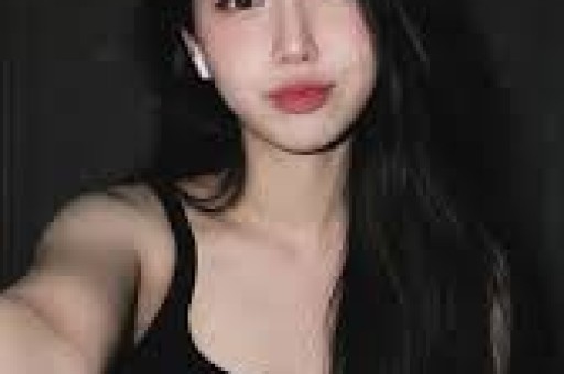 49岁香港歌手曾卷入各种绯闻后惨遭雪藏只认爱过张栢芝！