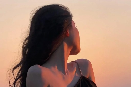 331剧榜顶流对打、黑马逆袭、争议翻车这才是国剧疯批现场！